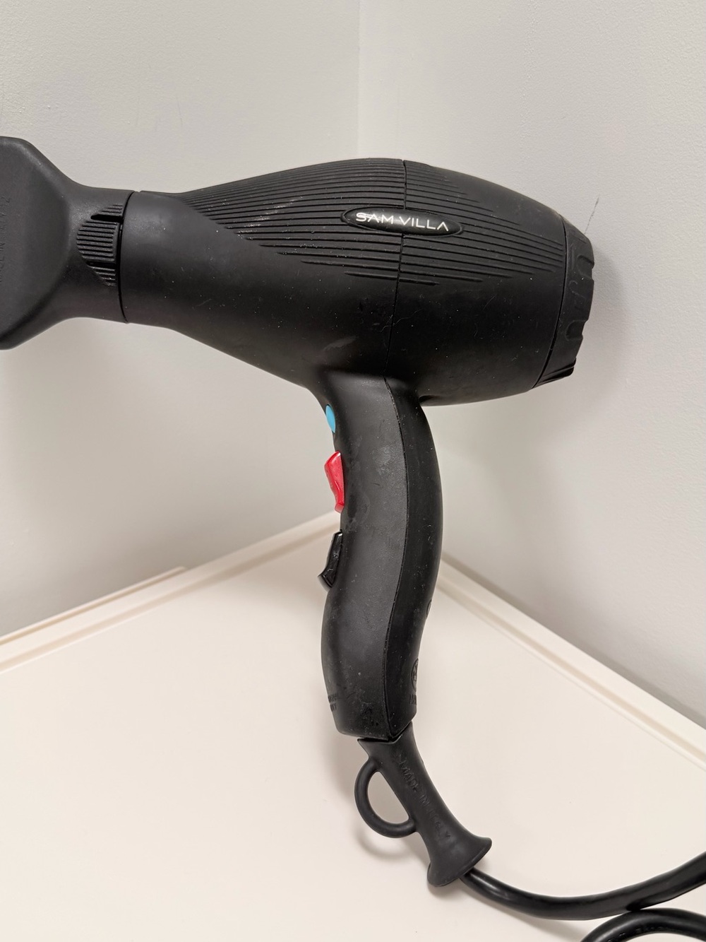 Avanti Black Hair Dryer with Red and Blue Buttons
